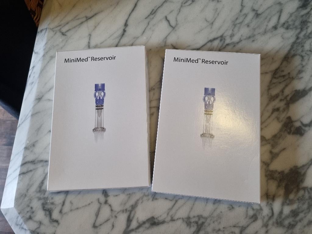 2x Medtronic MiniMed Reservoirs, type MMT-332A, Diversen, Ophalen of Verzenden, Nieuw