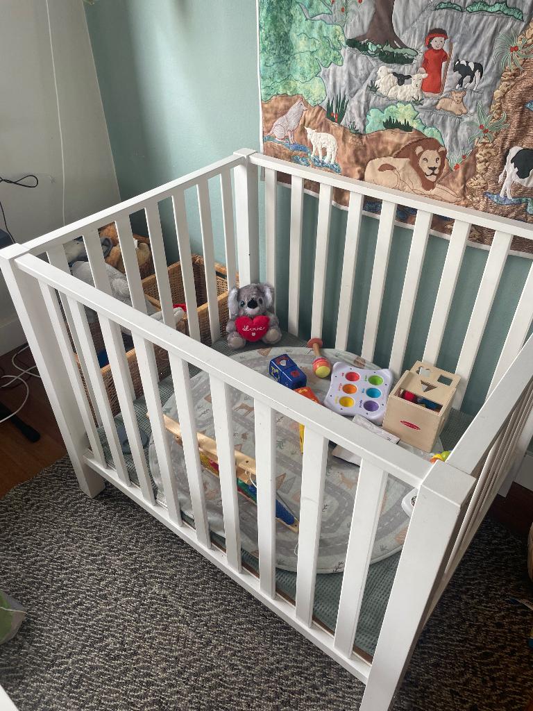 Witte Box met wollen boxkleed, Kinderen en Baby's, Boxen, Ophalen, Gebruikt, Vierkant, Boxkleed