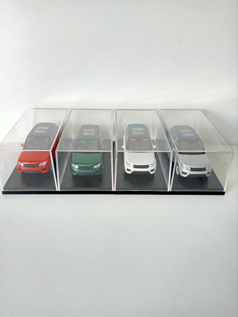 Range Rover Sport Nieuw inclusief display case., Hobby en Vrije tijd, Modelauto's | 1:43, Ophalen of Verzenden, Nieuw, Auto, Overige merken