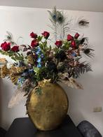 Grote decoratieve vaas met kunstbloemen en pauwenveren, Ophalen of Verzenden, Zo goed als nieuw, Overige materialen, 75 cm of meer
