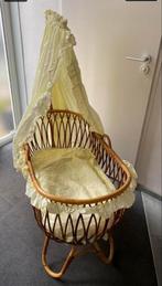 Vintage Rotan Wieg met Hemel 65 jaar oud, Kinderen en Baby's, Babywiegjes en Ledikanten, Ophalen of Verzenden, Gebruikt, Wieg