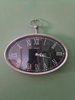 Retro Vintage Wandklok Ovaal Zwart Zilver, Huis en Inrichting, Ophalen of Verzenden, Zo goed als nieuw, Analoog, Wandklok