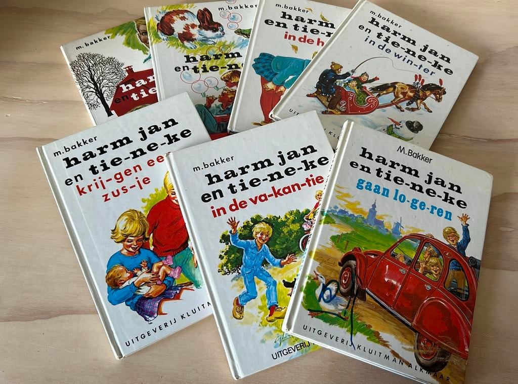 13 Harm Jan en Tie-ne-ke boekjes - M. Bakker, Ophalen of Verzenden, Gelezen, Fictie algemeen