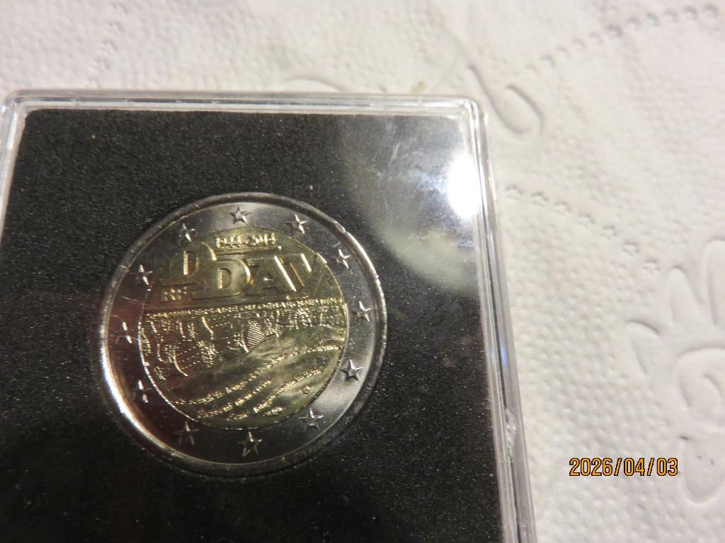 MUNT 2 EURO    D DAY 1944-2014  NIEUW IN BEWAARDOOSJE, Postzegels en Munten, Verzenden, Overige landen, 2 euro