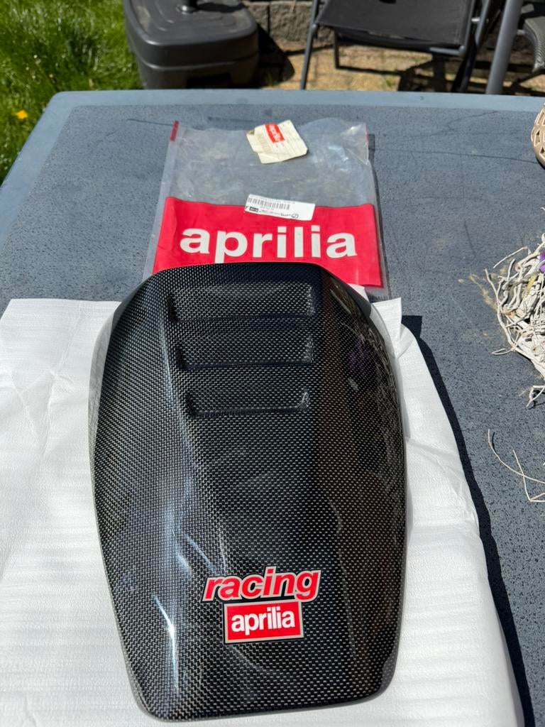 Seat cover Carbon Aprilia Tuono Mille gen 1, Ophalen of Verzenden