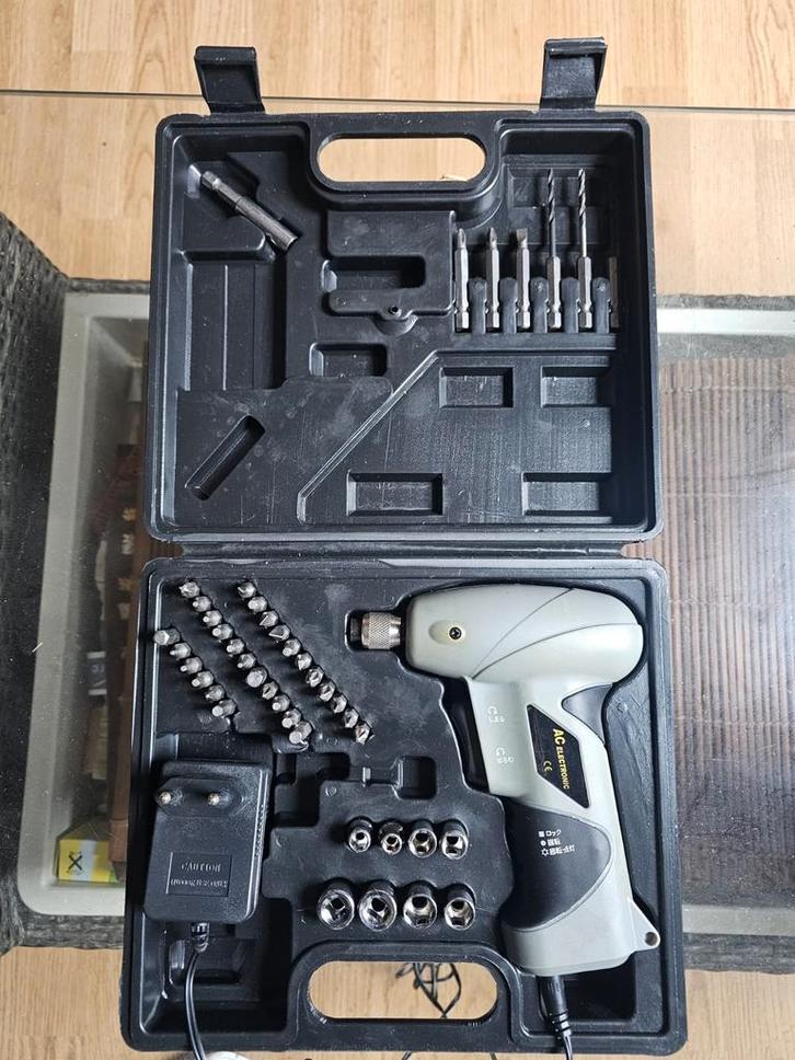 AC Electronic elektrische schroefmachine, Doe-het-zelf en Verbouw, Gereedschap | Boormachines, Zo goed als nieuw, Boor- en Schroefmachine