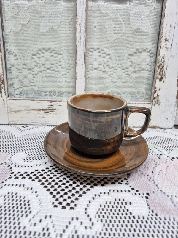 Volendams aardewerk,  bruin kopje, 5 beschikbaar, ., Ophalen of Verzenden, Zo goed als nieuw, .