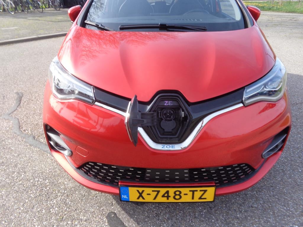 Renault ZOE R135 Intens 135pk 2020 Rood, Auto's, 180 min, Elektrisch, Grijs, Particulier
