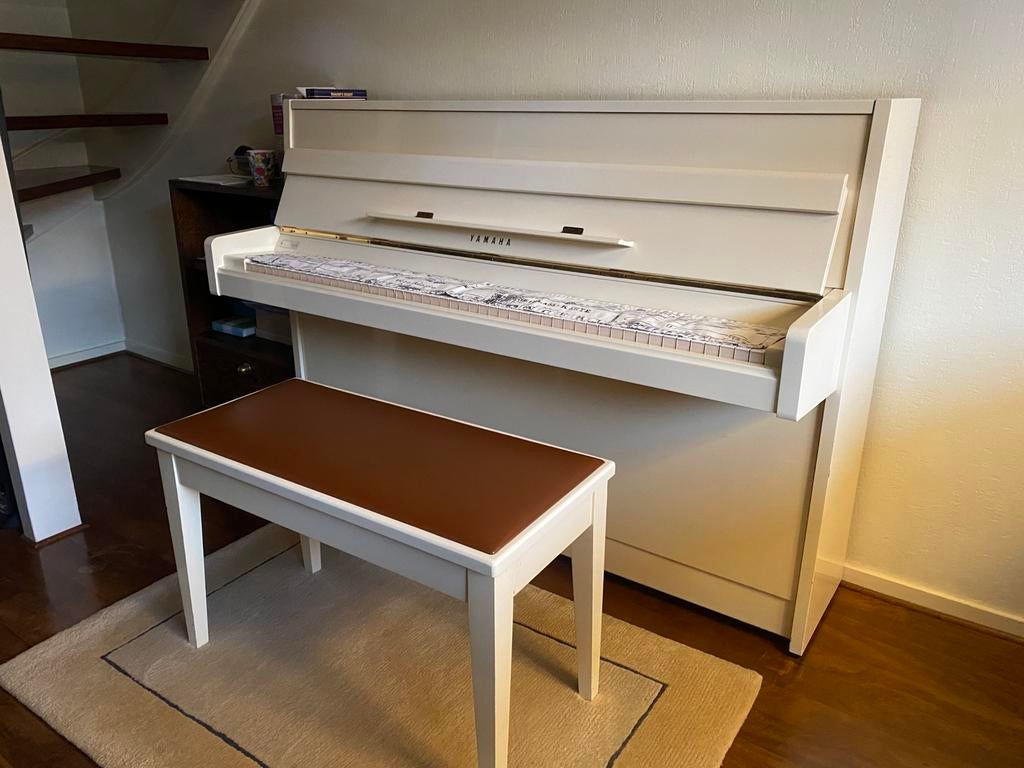Piano Yamaha Wit Hoogglans, Muziek en Instrumenten, Piano's, Ophalen, Gebruikt, Wit, Piano