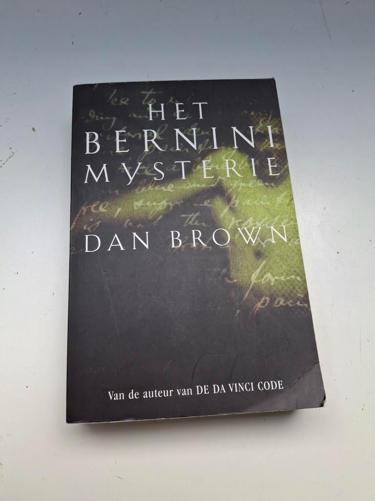 Het Bernini Mysterie - Dan Brown (Paperback), Ophalen of Verzenden, Gelezen, Dan Brown, Nederland