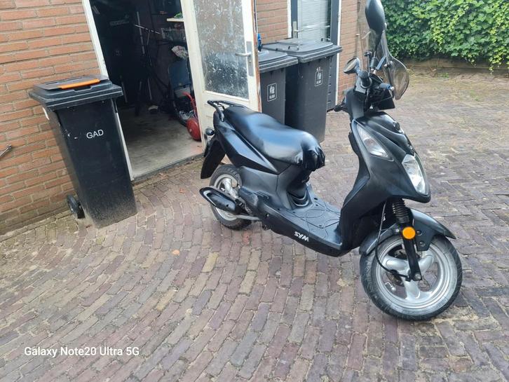 Sym orbit 2 loop of sloop geel kenteken start niet, Fietsen en Brommers, Scooters | SYM, Gebruikt, Orbit, Benzine, Ophalen