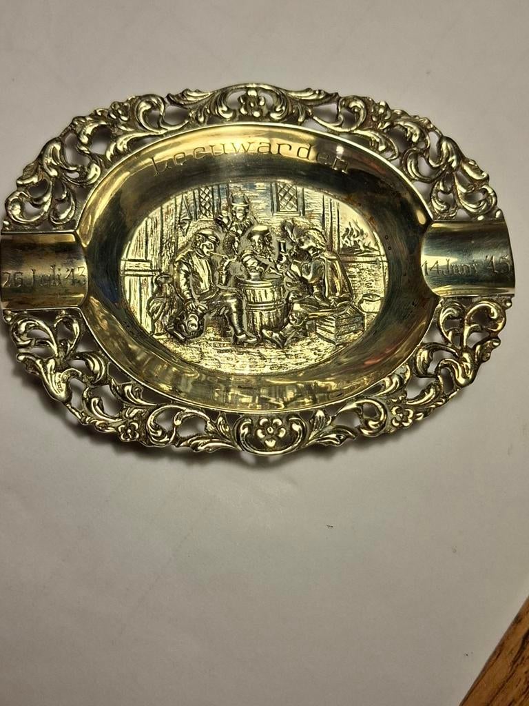 Zilver asbakje 1943-1945 Leeuwarden, Ophalen of Verzenden, Nederland, Embleem of Badge