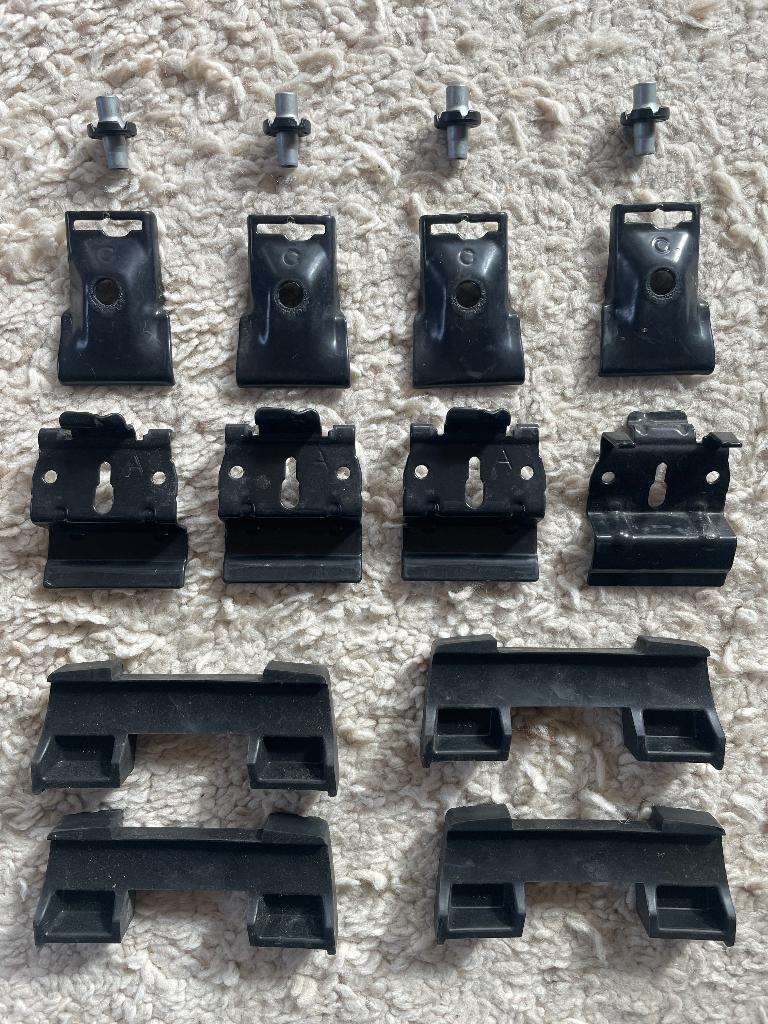 Thule kit 186009 Audi Q4, VW ID4 ID7 Passat Alltrack, Auto diversen, Dakdragers, Ophalen of Verzenden, Zo goed als nieuw