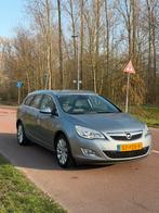 Opel Astra 1.4 Turbo tourer 2011 Automaat - Stuurverwarming, 15 km/l, 4 cilinders, Origineel Nederlands, 1364 cc