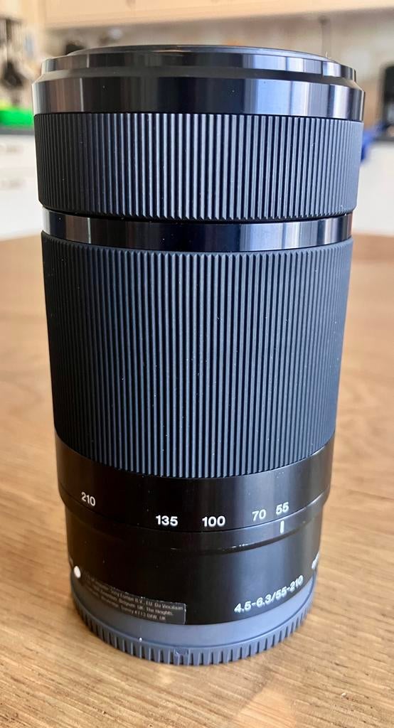 Sony E 55-210mm f/4.5-6.3 OSS zoomlens, Ophalen of Verzenden, Zo goed als nieuw, Telelens, Zoom