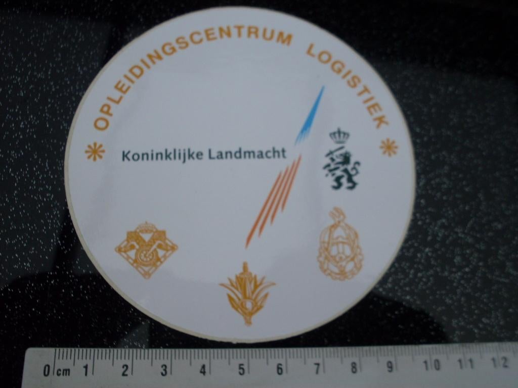 sticker opleidingscentrum logistiek koninklijke landmacht KL, Verzamelen, Verzenden, Zo goed als nieuw, Bedrijf of Vereniging