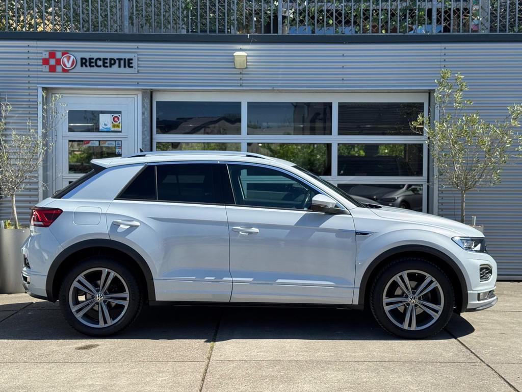 Volkswagen T-Roc 1.5 TSI Sport R-Line Business / Carplay / 1, Euro 6, 4 cilinders, 150 pk, Wit