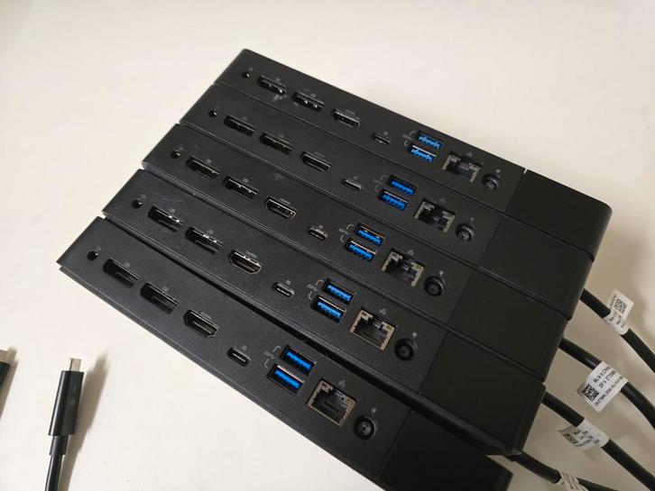 Dell WD19S - een krachtig USB-C dockingstation met 180W adap, Computers en Software, Dockingstations, Ophalen of Verzenden