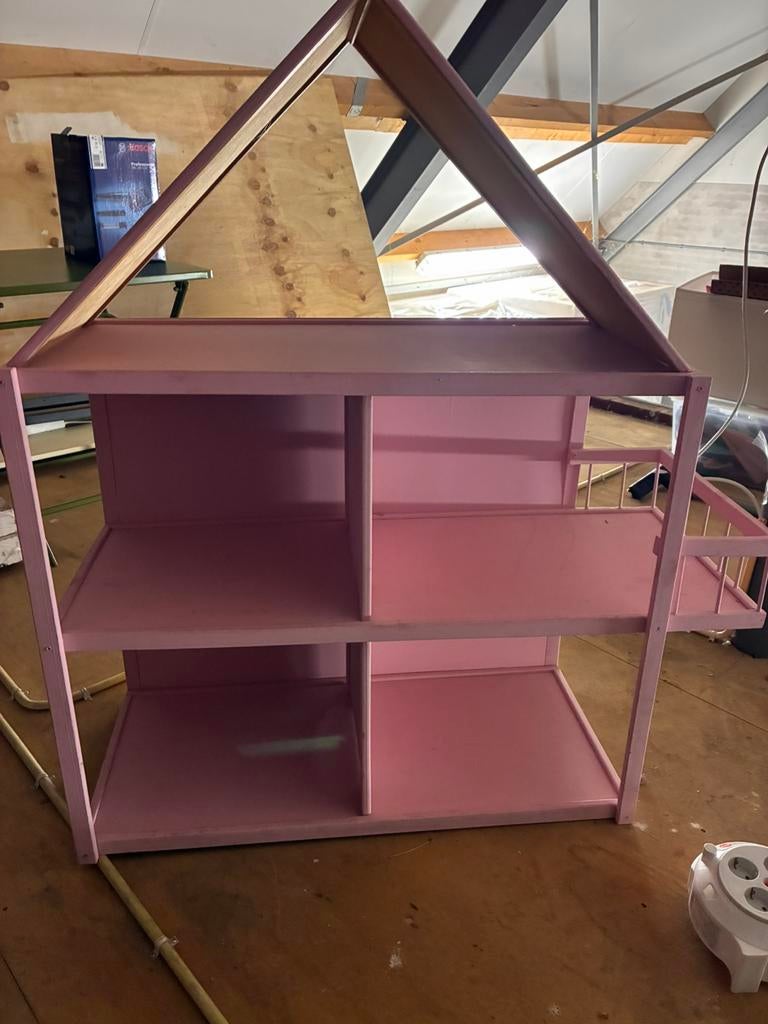 Groot poppenhuis, Ophalen, Poppenhuis