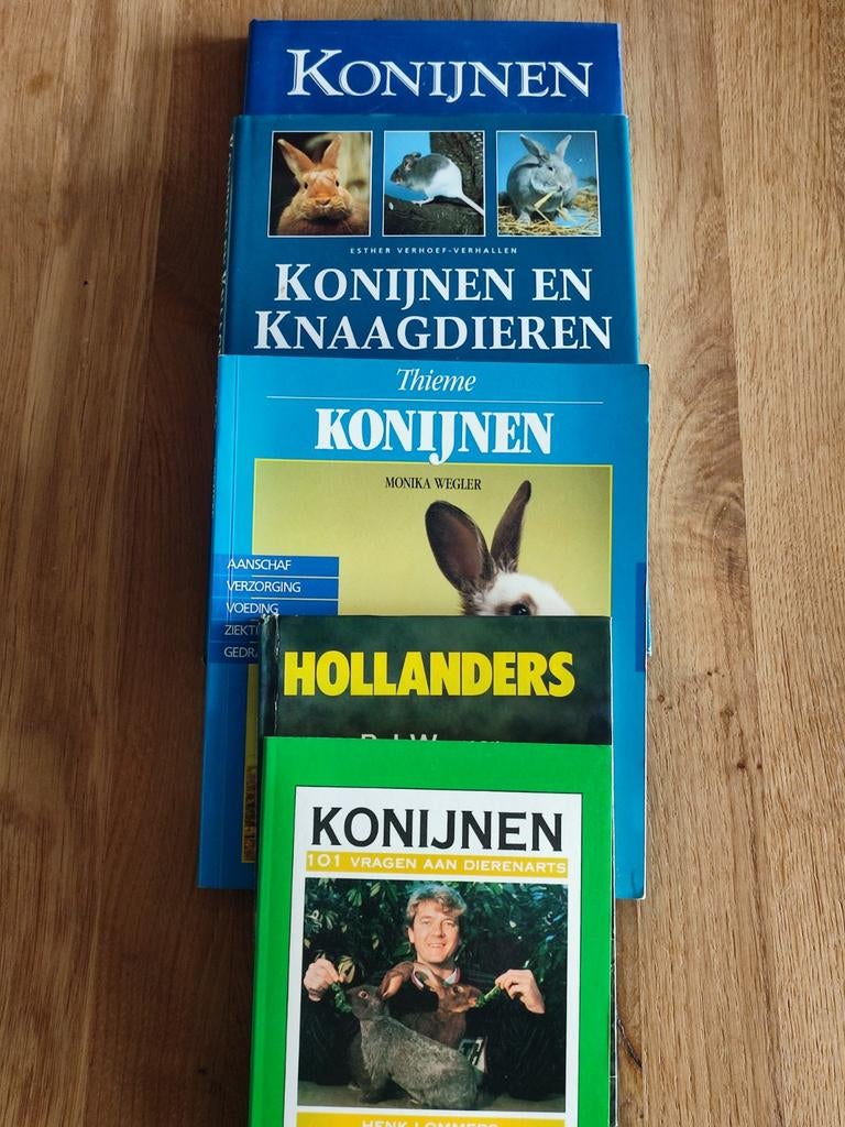 Boeken over konijnen knaagdieren huisdier konijn, Ophalen of Verzenden, Gelezen, Konijnen of Knaagdieren