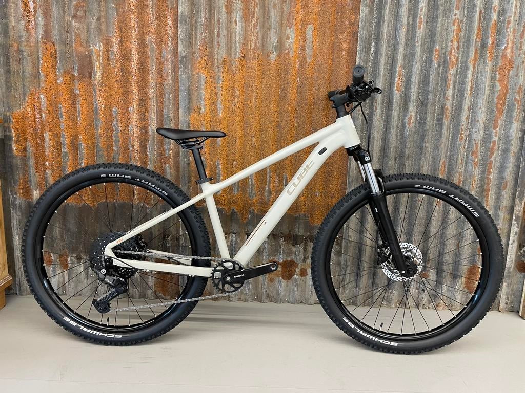 Cube Aim Pro Geige Titan Frame S, Fietsen en Brommers, Fietsen | Mountainbikes en ATB, Hardtail, 45 tot 49 cm, Nieuw, Schijfrem