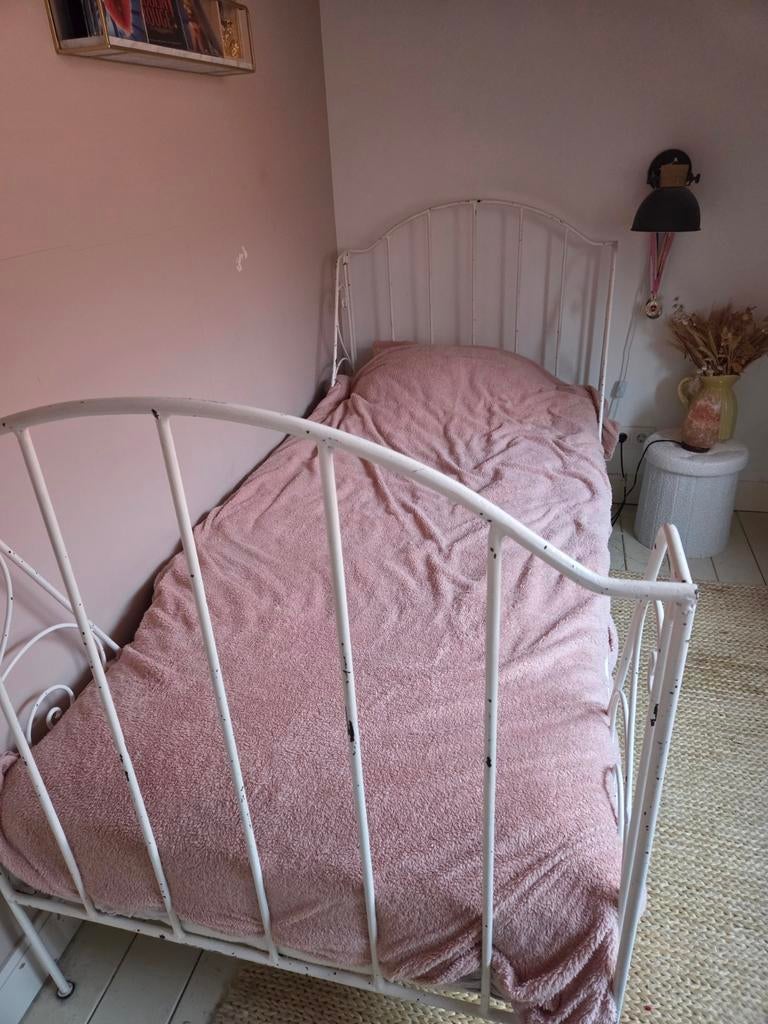 Gietzijzer Frans bedframe - Eenpersoons, Huis en Inrichting, Slaapkamer | Bedden, Gebruikt, 90 cm, Eenpersoons, Wit