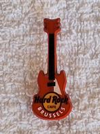 Hard Rock Cafe , BRUSSEL, Mooie Gitaar Pin, Verzenden, Zo goed als nieuw, Merk, Speldje of Pin