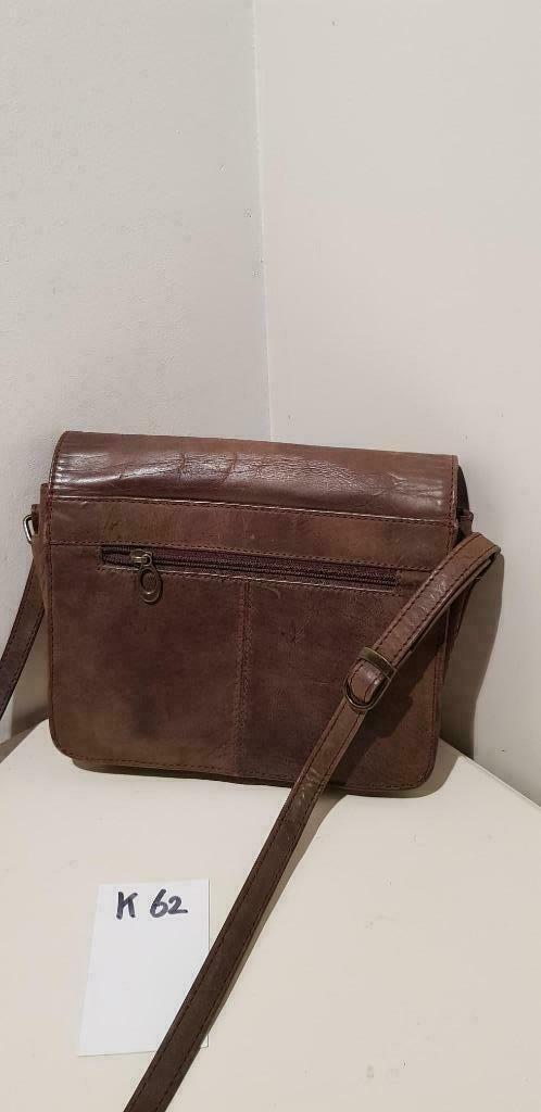 K62 FESTIVAL tasje / schoudertas veel vakken, bruin leder, Gebruikt, Schoudertasje, -, Ophalen of Verzenden