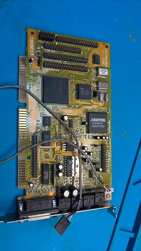 Aztech ISA geluidskaart met cdrom interface, Computers en Software, Geluidskaarten, Zo goed als nieuw, Ophalen of Verzenden