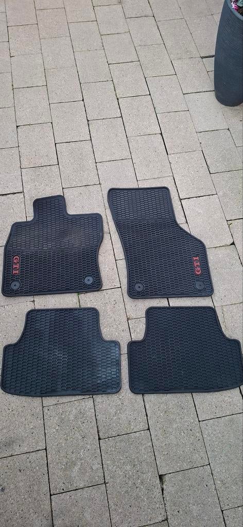 Golf 7 7.5 GTI Mattenset Rubber met Antislip Onderkanten, Ophalen of Verzenden