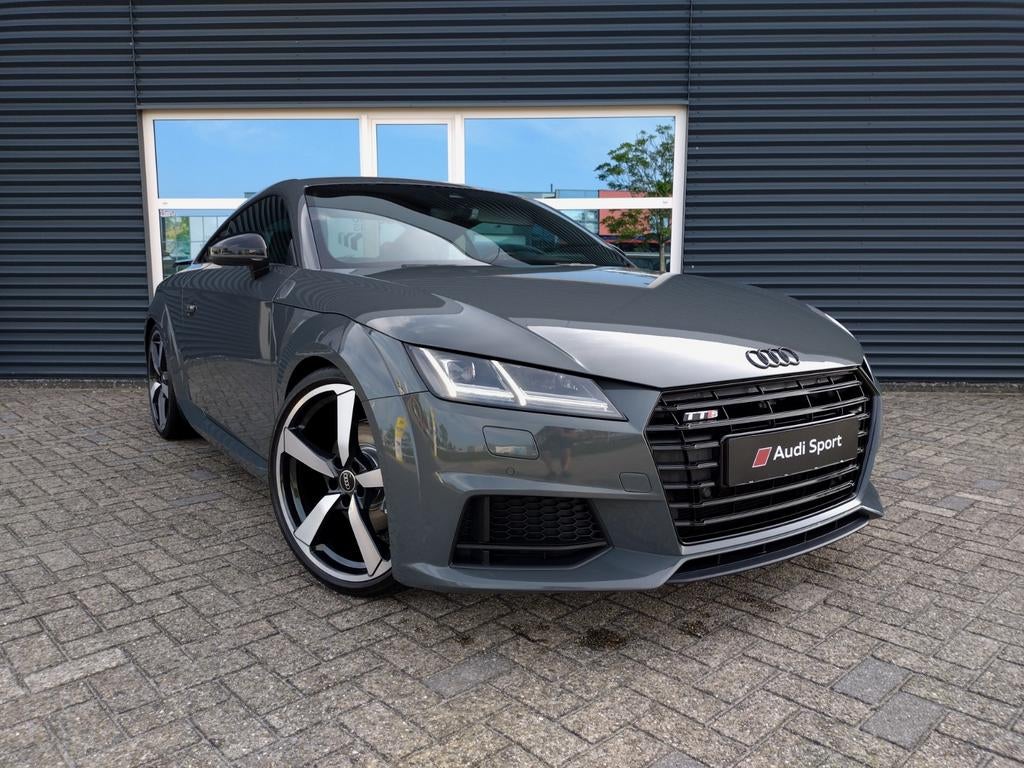 Audi TT/ TTS 2.0 TFSI 310 Pk S-Tronic Competition 20" RS, 4 cilinders, 1984 cc, 4 stoelen, 310 pk
