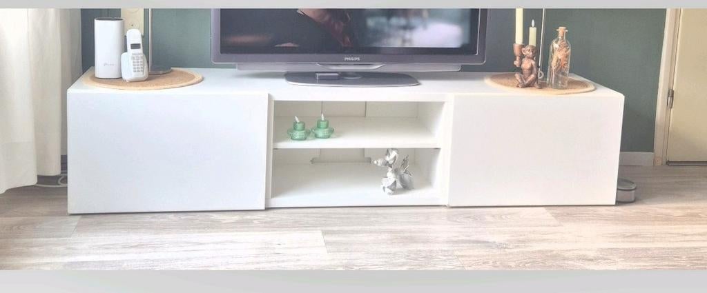 Gratis ophalen ikea tv kast, Huis en Inrichting, Ophalen, Gebruikt, 25 tot 50 cm, Minder dan 100 cm