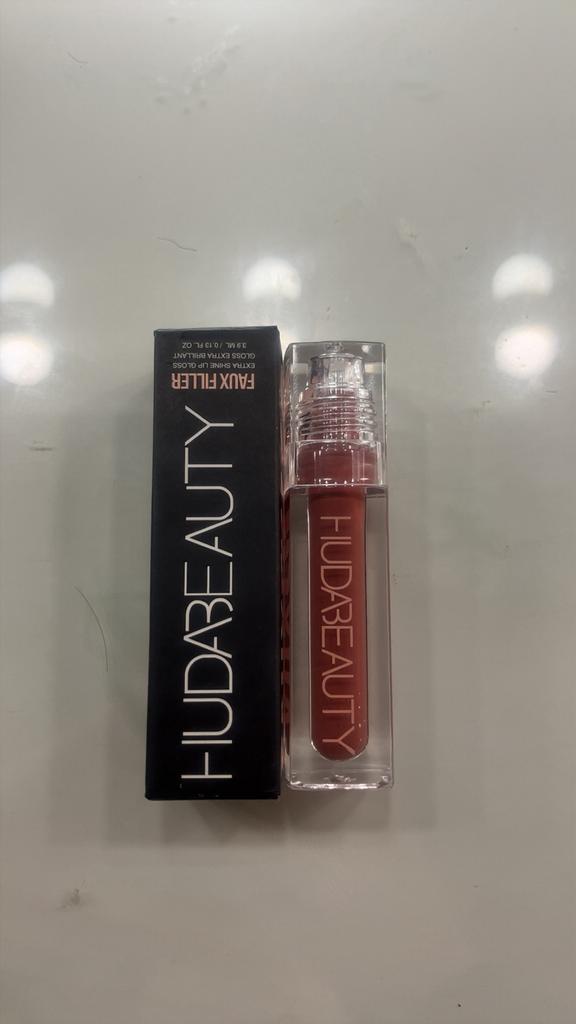 Huda beauty lipgloss, Sieraden, Tassen en Uiterlijk, Uiterlijk | Cosmetica en Make-up, Ophalen of Verzenden, Zo goed als nieuw