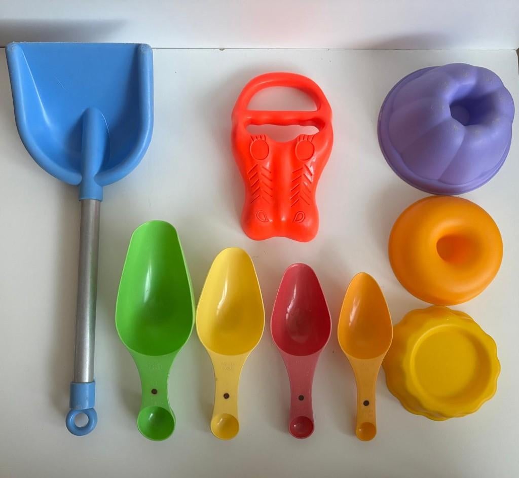 Zandvormen met Schep, Set :1 veel speel plezier gebruikt!, Ophalen of Verzenden, Gebruikt