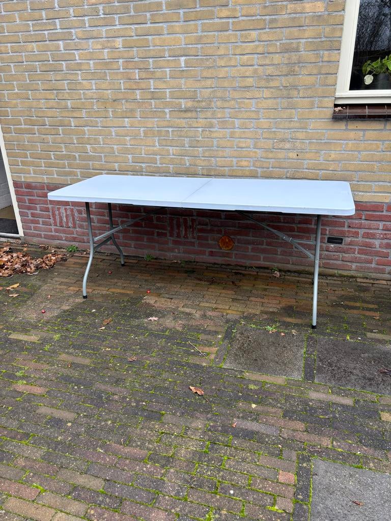 Klaptafels TE HUUR voor evenementen en feesten, Ophalen, Kunststof, Gebruikt, 50 tot 100 cm