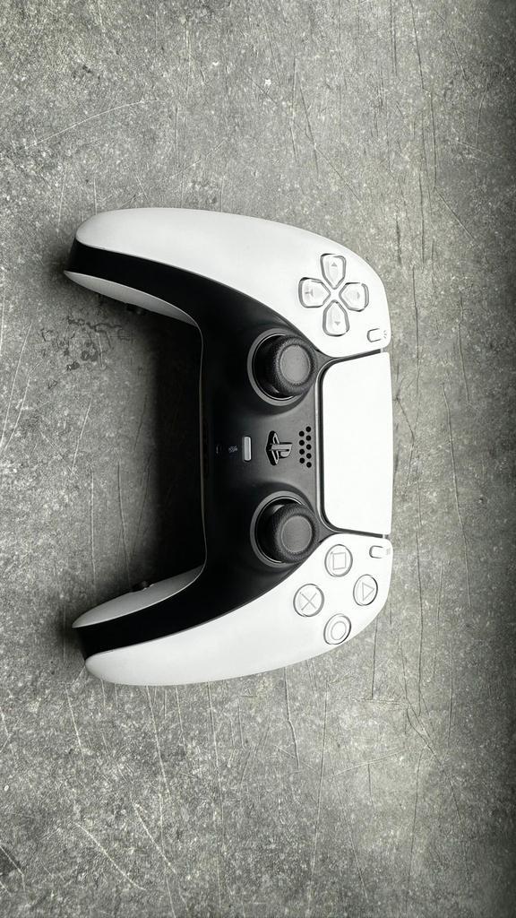 Ps5 Custom Controller. Zie beschijving!, Spelcomputers en Games, Spelcomputers | Sony PlayStation 5, Zo goed als nieuw, Ophalen of Verzenden