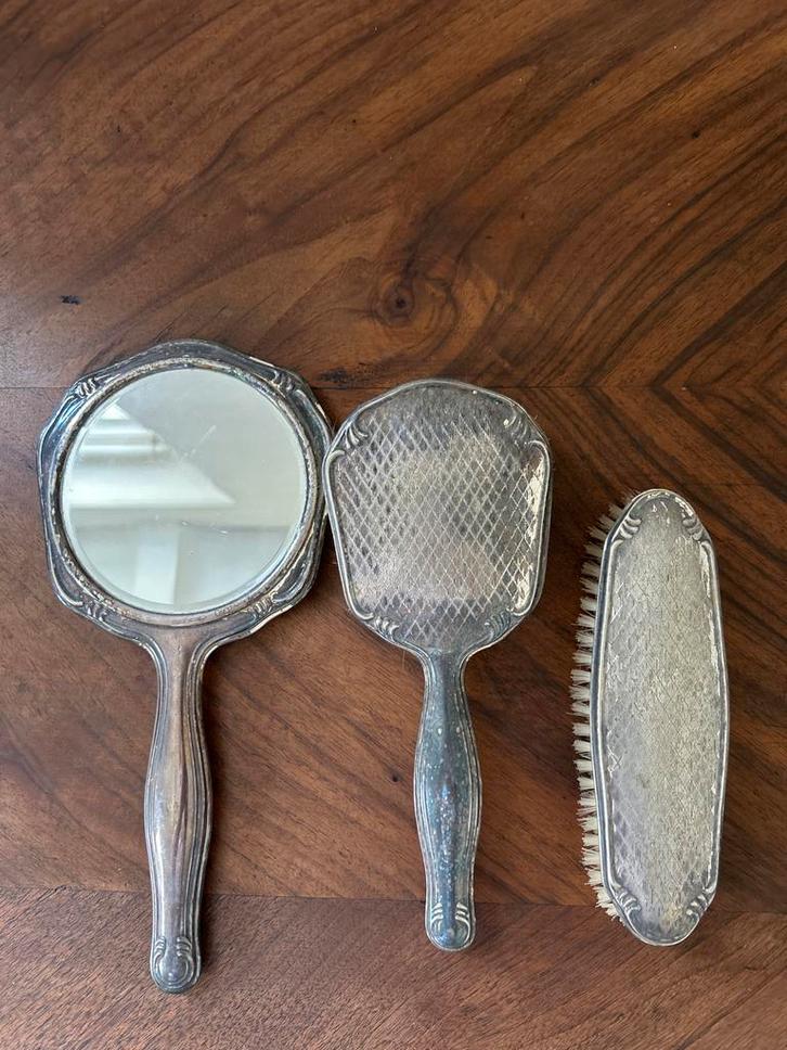 Vintage verzilverde spiegel en borstel set, Antiek en Kunst, Antiek | Goud en Zilver, Ophalen of Verzenden