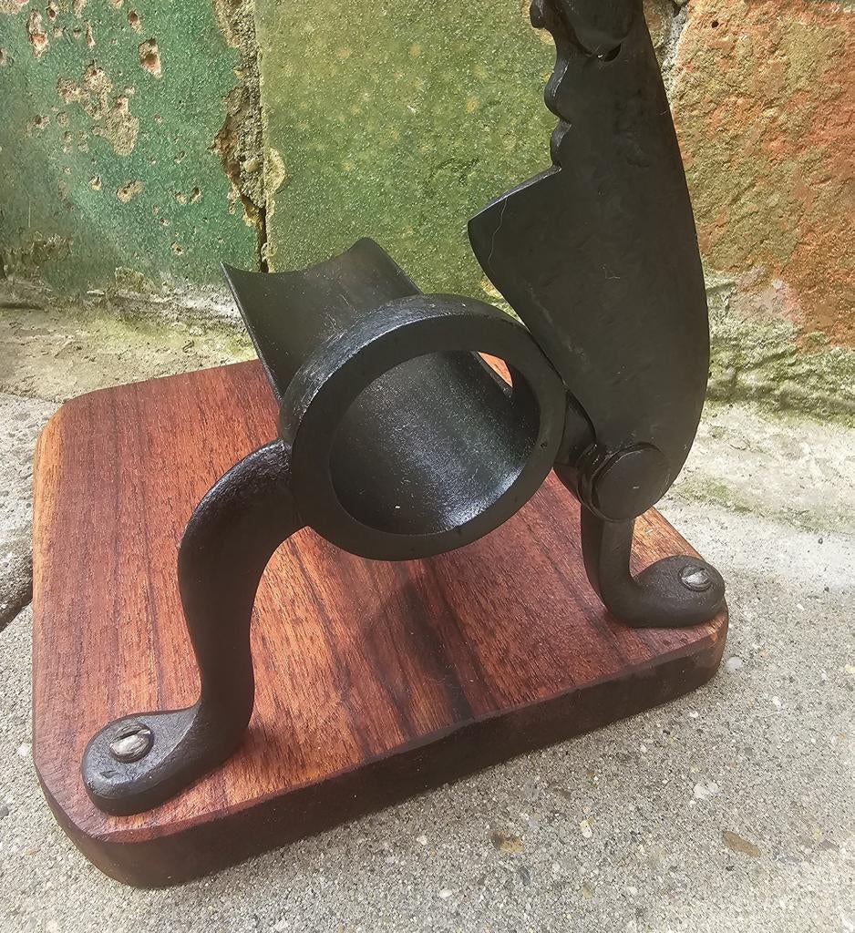 Antieke tabak snijder, Verzenden