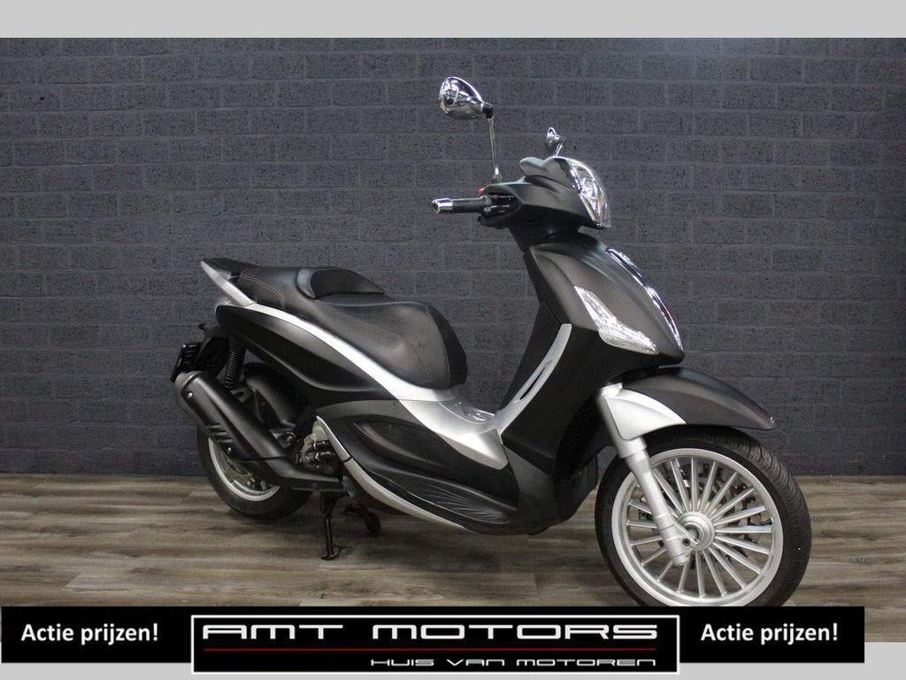 PIAGGIO BEVERLY 300 IE (bj 2012) Mat Zwart A2 geschikt, Motoren, Onbekend, Onbekend, Minimaal motorrijbewijs A2, 12 t/m 35 kW