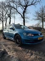 Volkswagen Golf 1.2 TSI Blauw nieuwe apk en beurt gehad 27-3, Auto's, Volkswagen, Voorwielaandrijving, Stof, 4 cilinders, Blauw