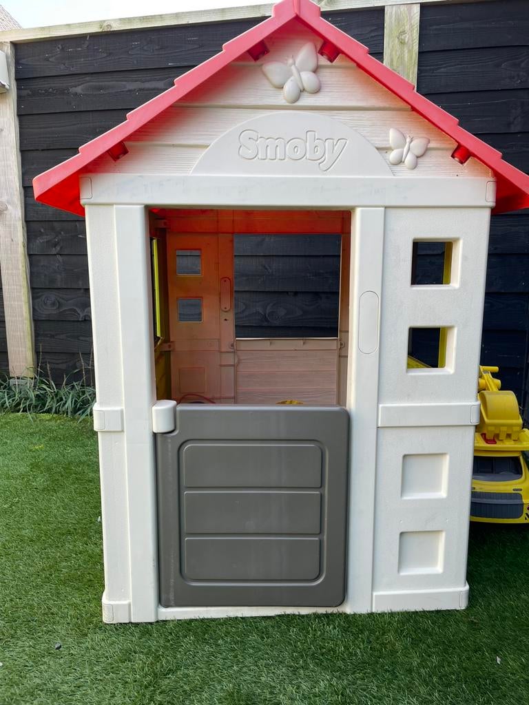 Te koop smoby speelhuusje, Ophalen of Verzenden, Zo goed als nieuw, Kunststof