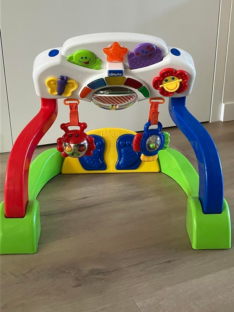 Chicco babygym, Kinderen en Baby's, Speelgoed | Babyspeelgoed, Zo goed als nieuw, Babygym, Met licht, Met geluid, Ophalen of Verzenden