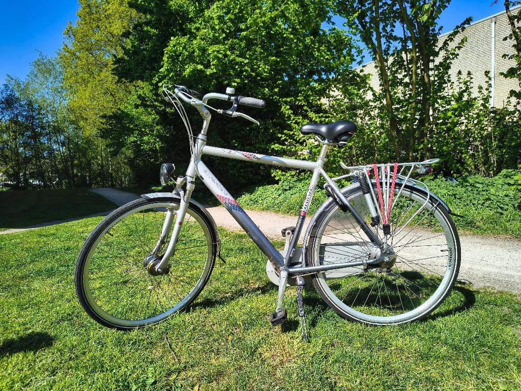 Union herenfiets, Fietsen en Brommers, Fietsen | Heren | Herenfietsen, Gebruikt, Overige merken, Versnellingen, Trommelrem, Ophalen