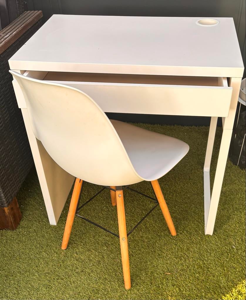 Bureau met stoel - Ideaal voor thuiswerkplek of student, Huis en Inrichting, Bureaus, Ophalen, Gebruikt, Met lades, Spaanplaat of MDF