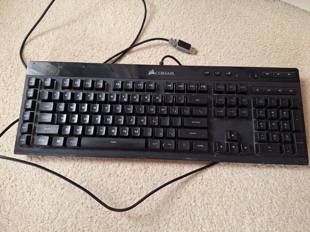 Corsair Gaming K55 RGB Toetsenbord - Gebruikt, Computers en Software, Toetsenborden, Gebruikt, Ophalen of Verzenden, Qwerty, Gaming toetsenbord