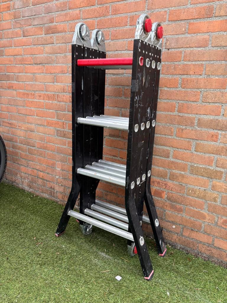 Altrex Varitrex 4x4 vouwladder, Doe-het-zelf en Verbouw, Ladders en Trappen, Ophalen, Gebruikt, Ladder, Opvouwbaar of Inschuifbaar