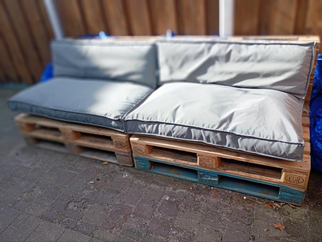 Pellet bank met kussens, Ophalen