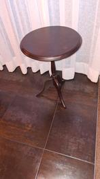 Antiek wijntafeltje bijzettafeltje zie omgeving, Ophalen