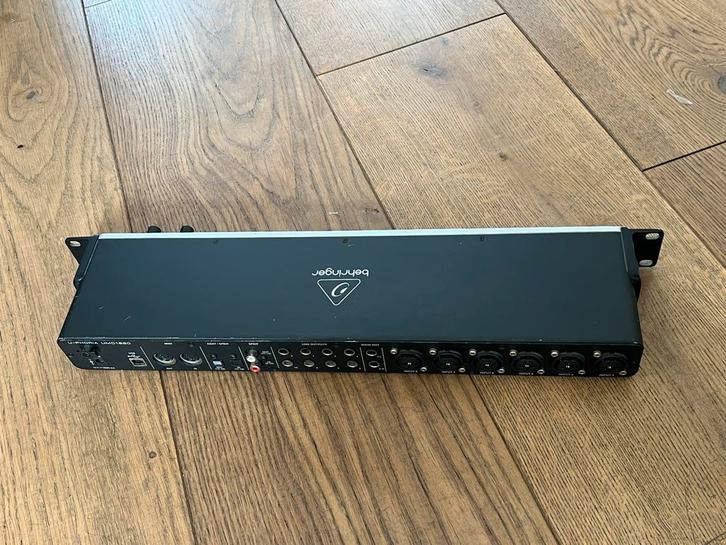 Behringer U-Phoria UMC1820 Audio Interface, Muziek en Instrumenten, Mengpanelen, Zo goed als nieuw, 10 tot 20 kanalen, Microfooningang