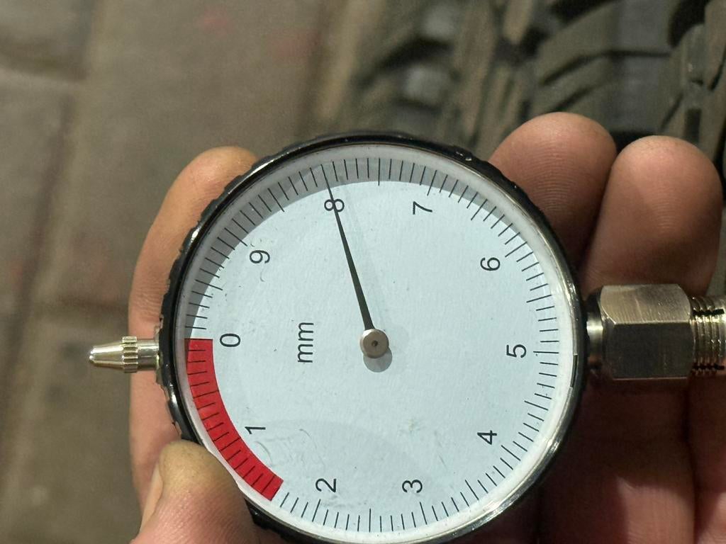 325/55/R22 Pirelli Scorpion M+S 8mm, 325 mm, Overige maten, Ophalen of Verzenden, Band(en)